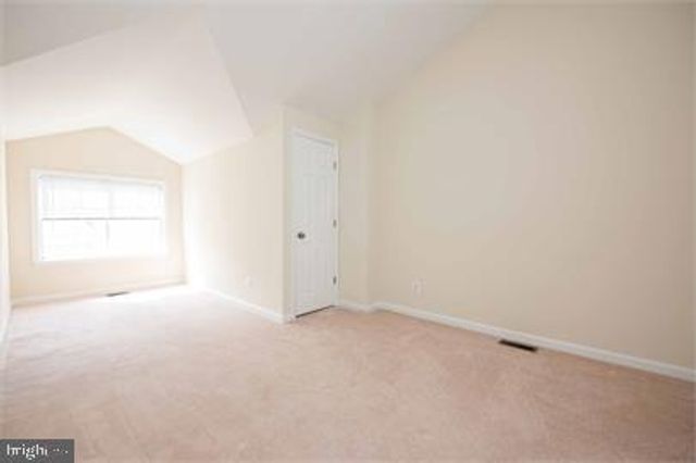6002 LINCOLNIA RD, Alexandria, VA 22312