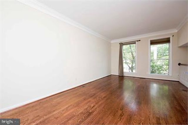 6002 LINCOLNIA RD, Alexandria, VA 22312