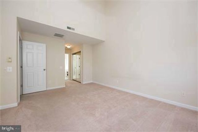 6002 LINCOLNIA RD, Alexandria, VA 22312