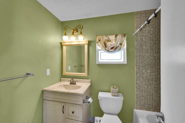 1501 NW 87th Lane, Plantation, FL 33322