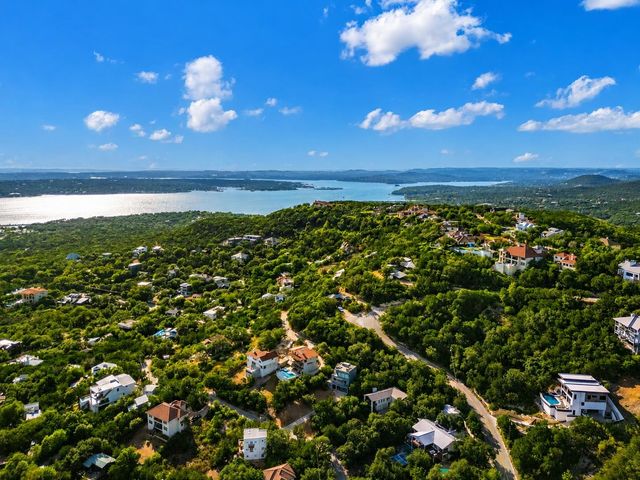 13805 Skyline DR, Austin, TX 78732