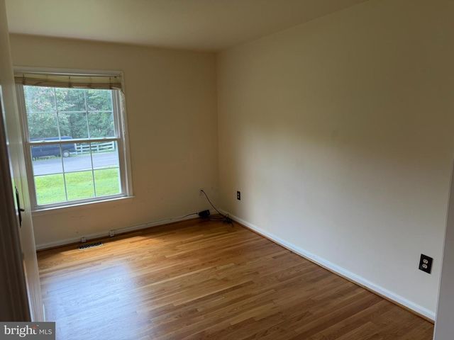 10600 WELLINGTON ST, Fredericksburg, VA 22407