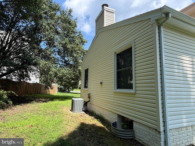 10600 WELLINGTON ST, Fredericksburg, VA 22407