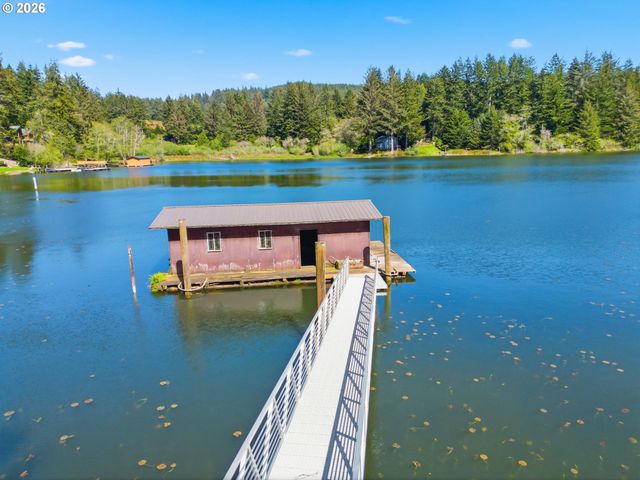 83553 JENSEN Ln, Florence, OR 97439