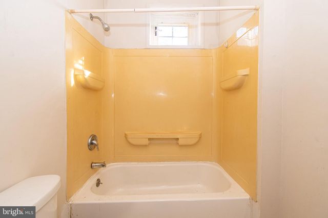1615 GWYNNS FALLS PKWY, Baltimore, MD 21217