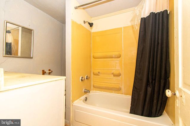 1615 GWYNNS FALLS PKWY, Baltimore, MD 21217