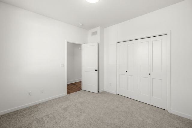 1018 Shady Lane Drive, Norwalk, IA 50211