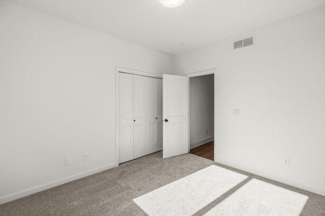 1018 Shady Lane Drive, Norwalk, IA 50211