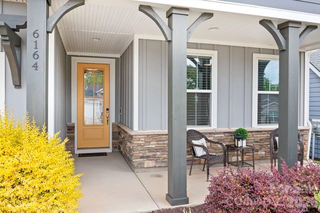 6164 Pier Drive, Denver, NC 28037