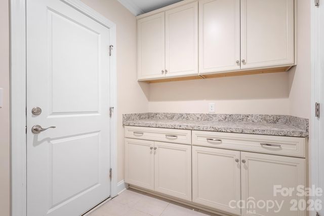 6164 Pier Drive, Denver, NC 28037
