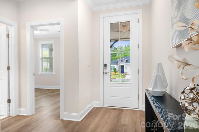 6164 Pier Drive, Denver, NC 28037