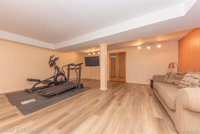 778 S Milford Road, Milford Village, MI 48381