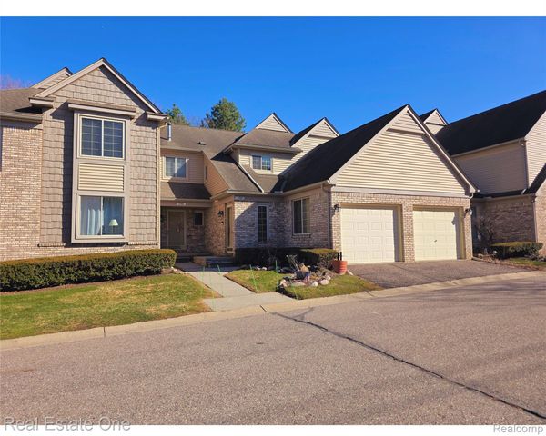 778 S Milford Road, Milford Village, MI 48381