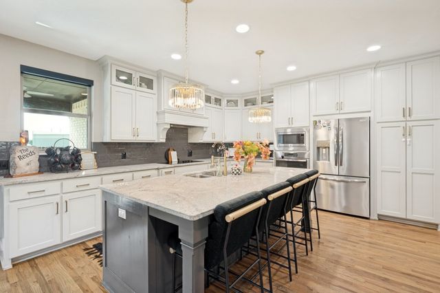551 Chandler Court, Pilot Point, TX 76258