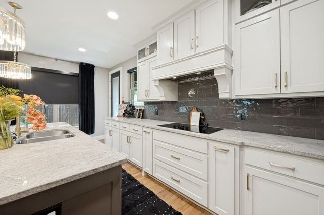 551 Chandler Court, Pilot Point, TX 76258