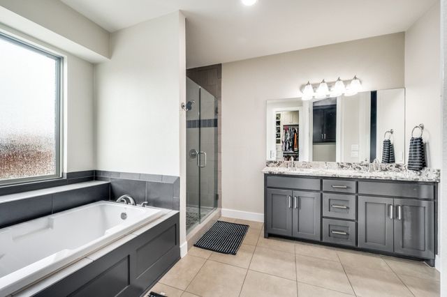 551 Chandler Court, Pilot Point, TX 76258