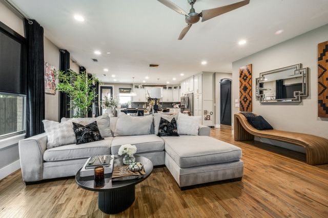 551 Chandler Court, Pilot Point, TX 76258