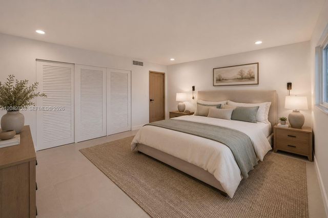 6700 E Tropical Way, Plantation, FL 33317
