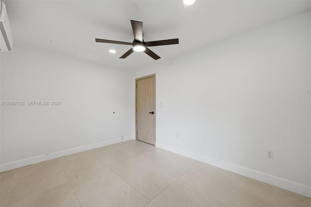 6700 E Tropical Way, Plantation, FL 33317