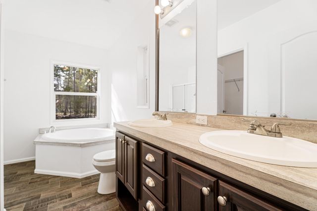 52657 Skidgel Road, La Pine, OR 97739