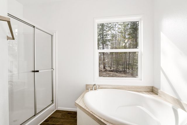 52657 Skidgel Road, La Pine, OR 97739