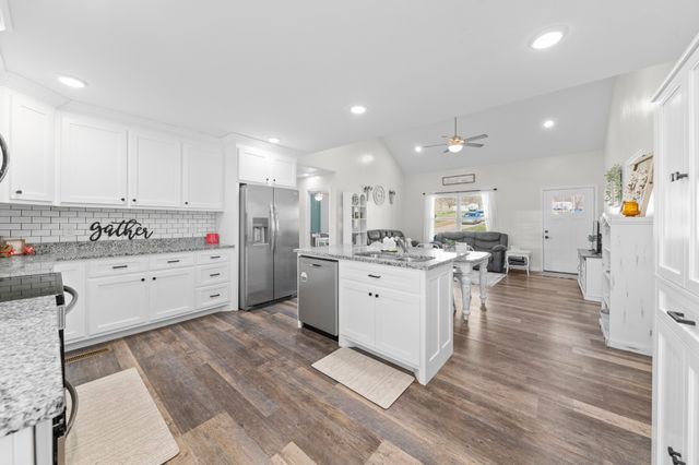 2023 Coleman Rd, Cornersville, TN 37047