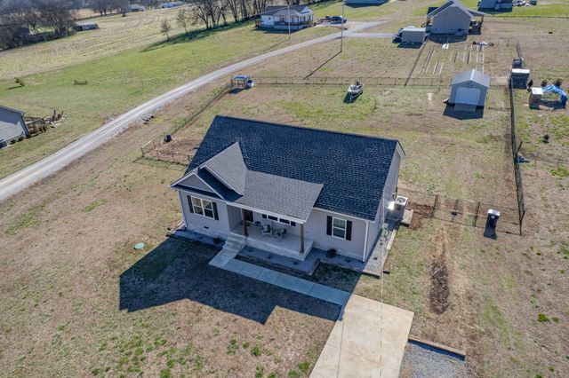 2023 Coleman Rd, Cornersville, TN 37047