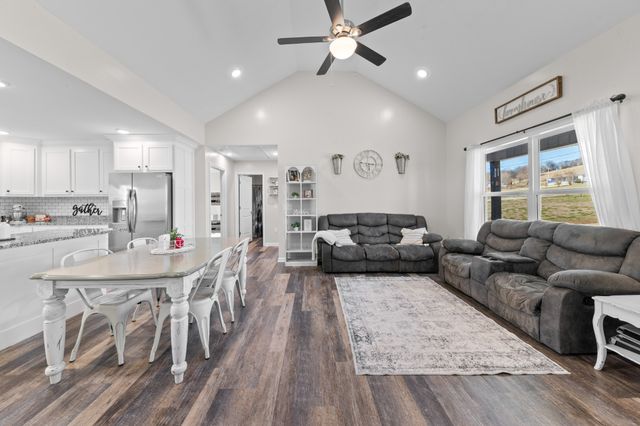 2023 Coleman Rd, Cornersville, TN 37047