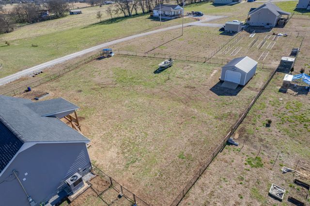 2023 Coleman Rd, Cornersville, TN 37047