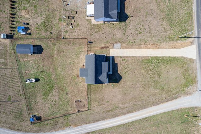 2023 Coleman Rd, Cornersville, TN 37047