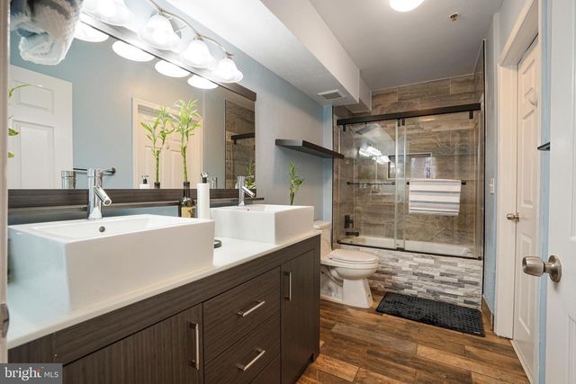 12804 FAIR BRIAR LN, Fairfax, VA 22033