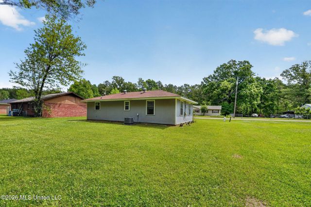 907 Tyler Street, Pearl, MS 39208