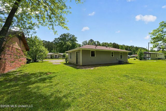 907 Tyler Street, Pearl, MS 39208