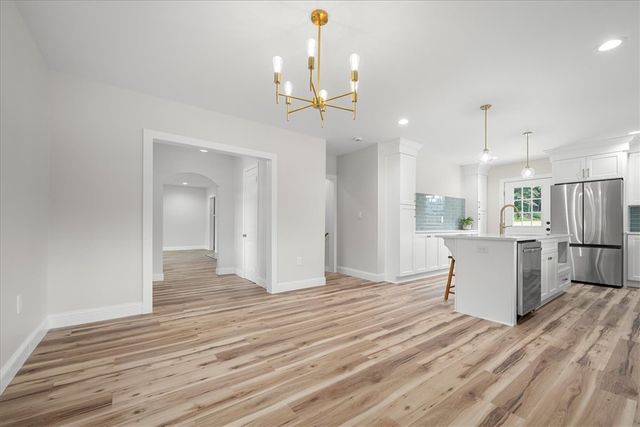 205 N Chestnut Street, Seneca, SC 29678