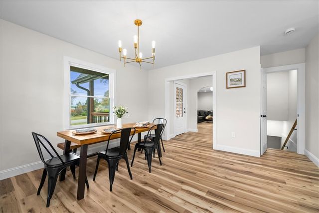 205 N Chestnut Street, Seneca, SC 29678