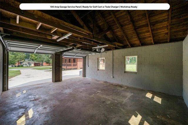205 N Chestnut Street, Seneca, SC 29678