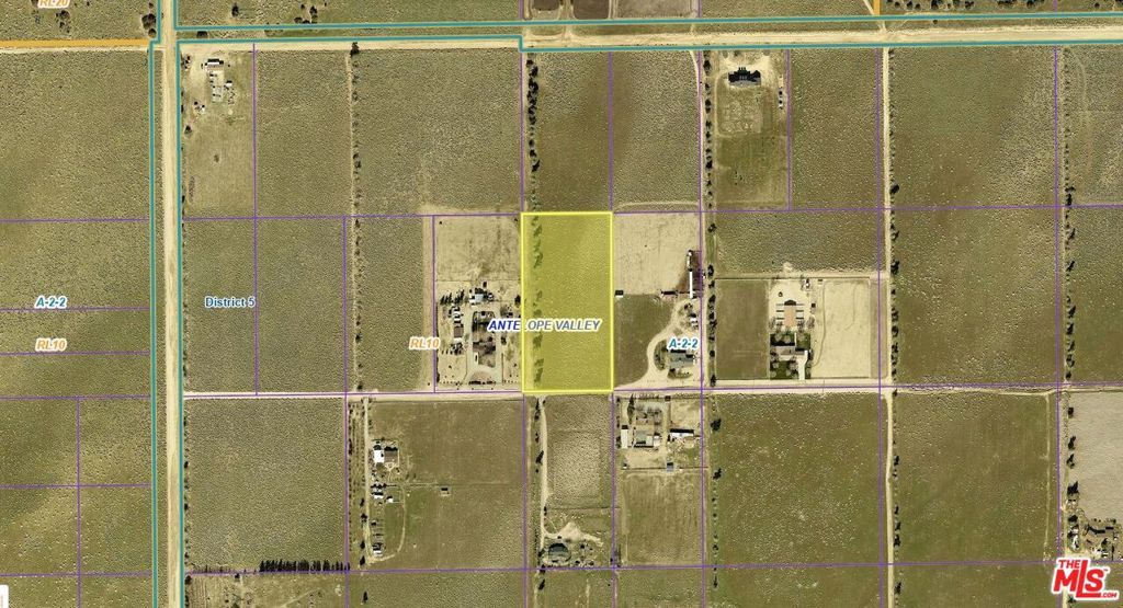 Image 2 of property listing at 187 Avenue E-4, Lancaster, CA 93536