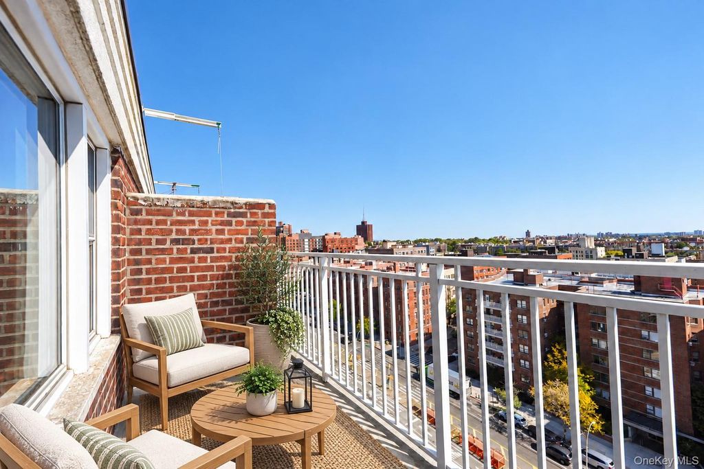 3131 Grand Concourse 12F, Bronx, NY 10468 — exterior