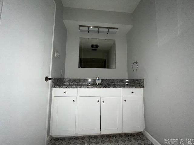 23 Crownpoint Rd, Little Rock, AR 72227