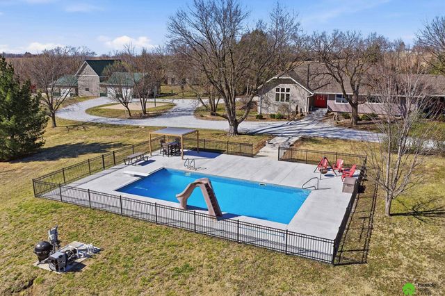 17879 S 68th Street, Hickman, NE 68372