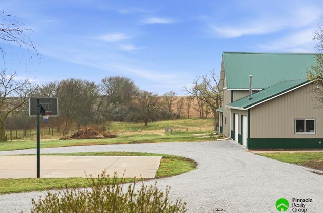 17879 S 68th Street, Hickman, NE 68372