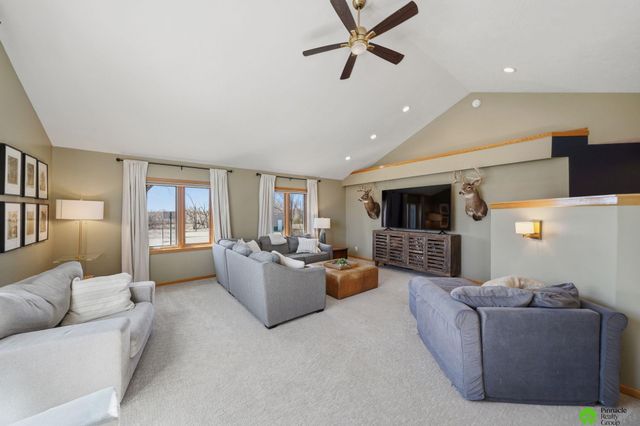 17879 S 68th Street, Hickman, NE 68372