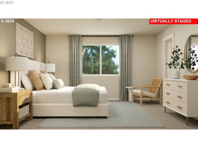 2431 Sawtelle Dr, Woodburn, OR 97071