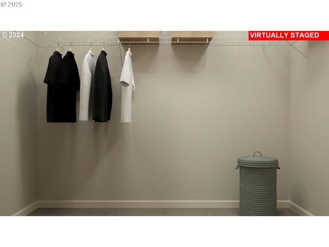 2431 Sawtelle Dr, Woodburn, OR 97071