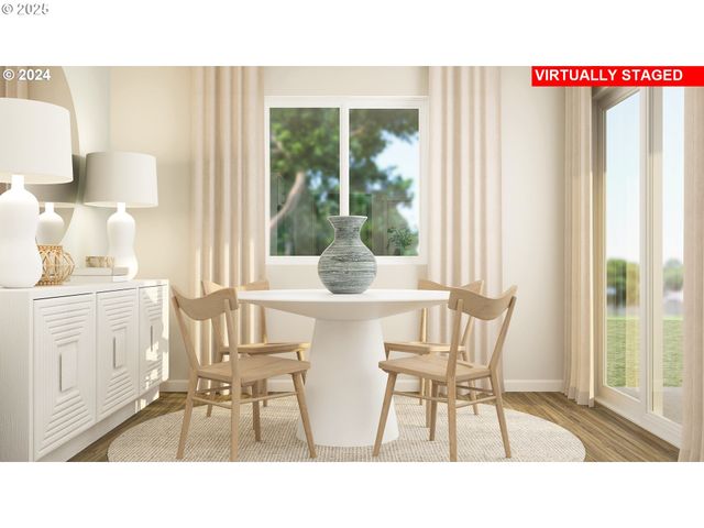 2431 Sawtelle Dr, Woodburn, OR 97071