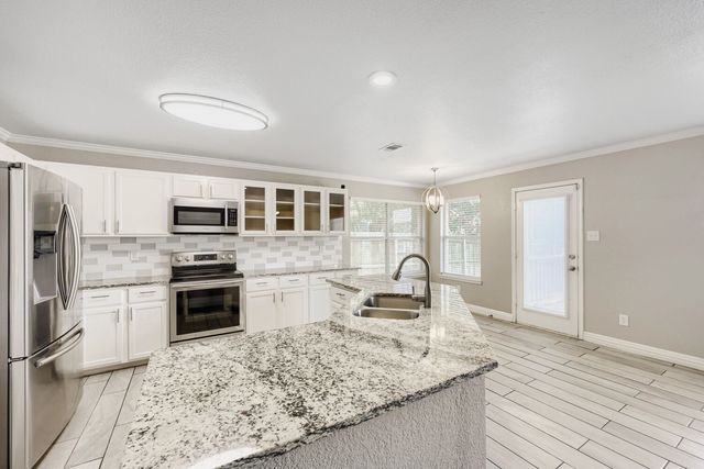 115 Autumn Trail, Red Oak, TX 75154