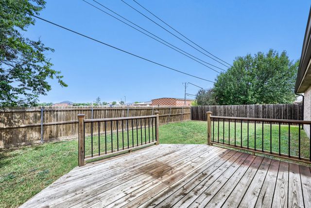 115 Autumn Trail, Red Oak, TX 75154