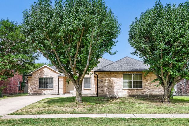 115 Autumn Trail, Red Oak, TX 75154
