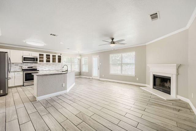 115 Autumn Trail, Red Oak, TX 75154