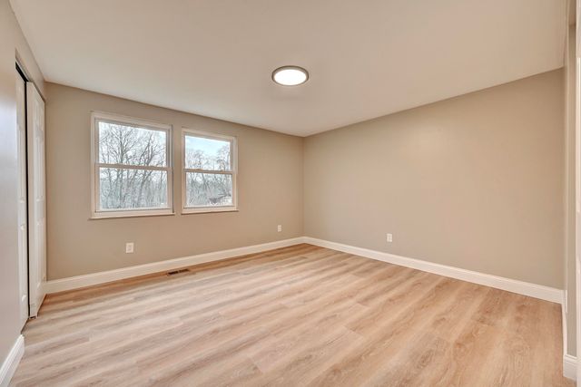 46 Waterside Way, Covington, KY 41017